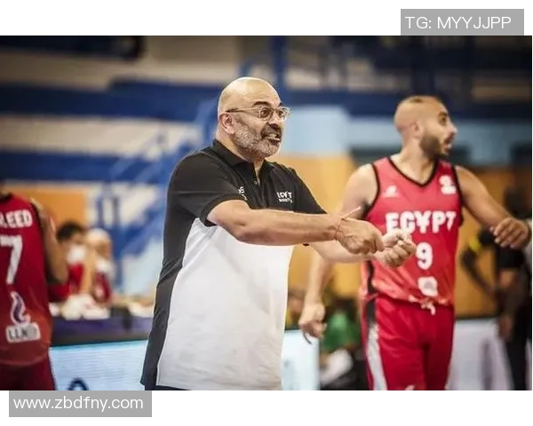 成都篮球队逆袭之路揭秘：从低谷到巅峰的精彩历程与奋斗精神